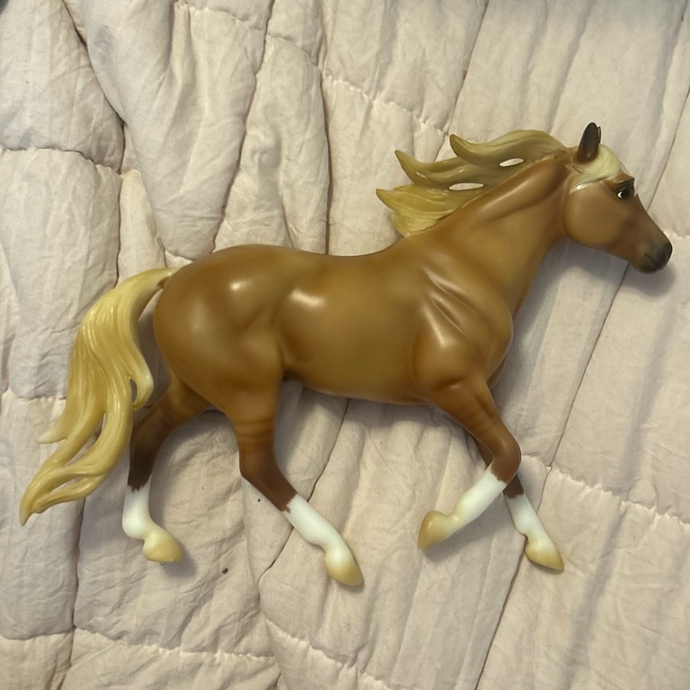 Breyer Brown and Cream Horse Toy